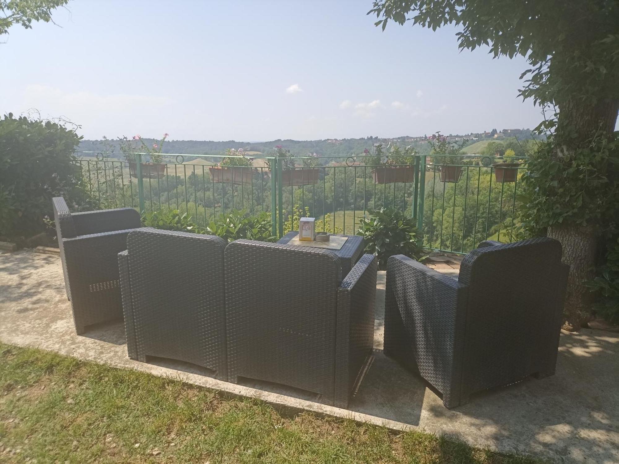 아스티 La Terrazza 아파트 외부 사진